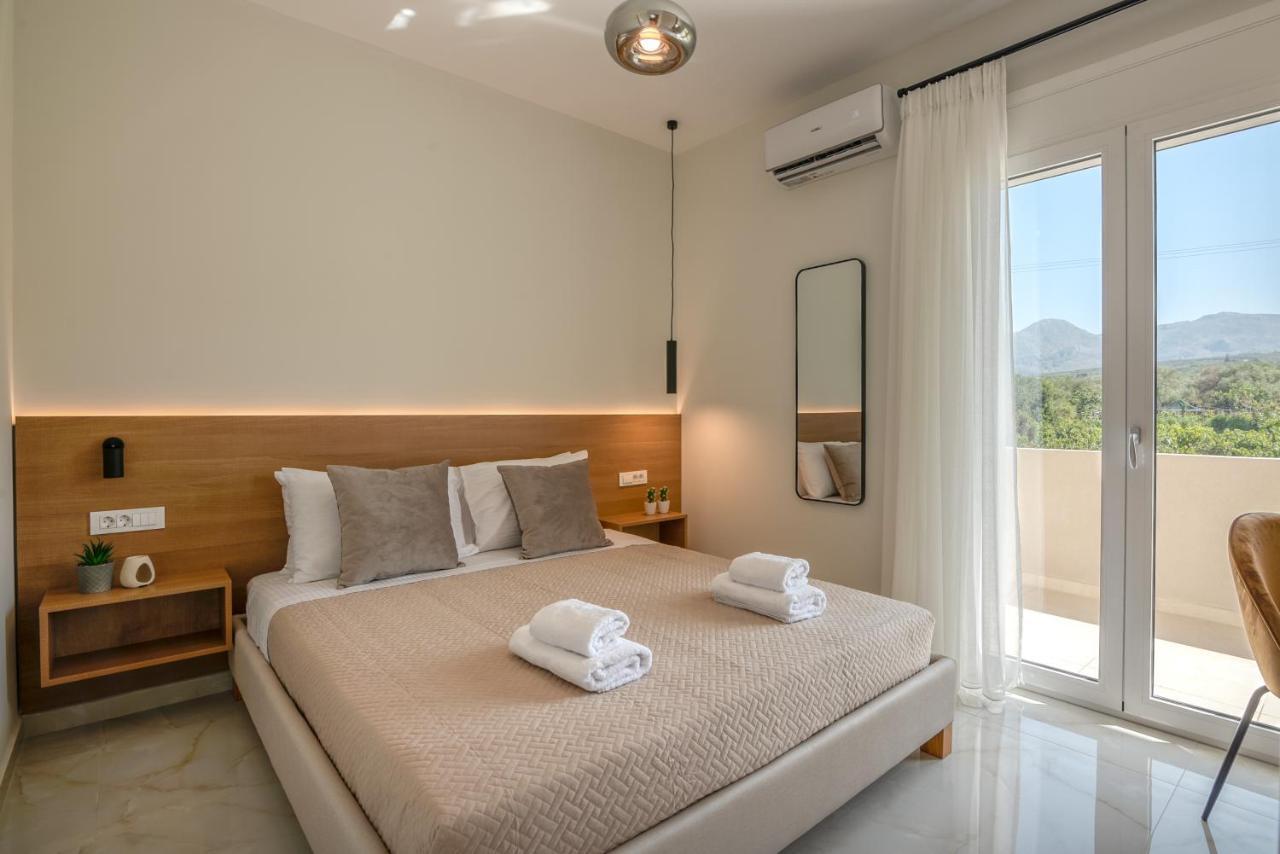 Villenia Luxury Apartments Kíssamos Extérieur photo