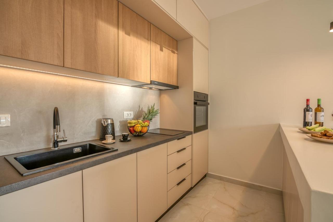 Villenia Luxury Apartments Kíssamos Extérieur photo