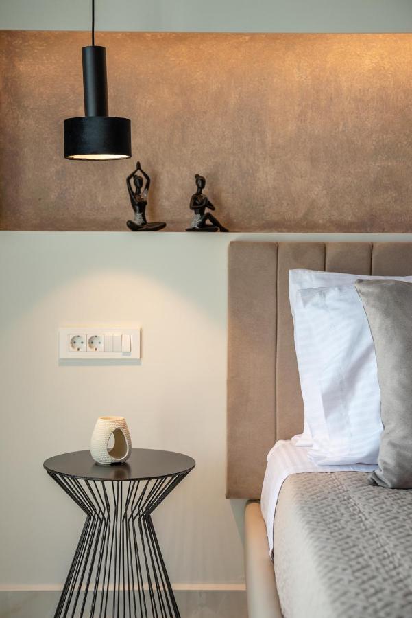 Villenia Luxury Apartments Kíssamos Extérieur photo